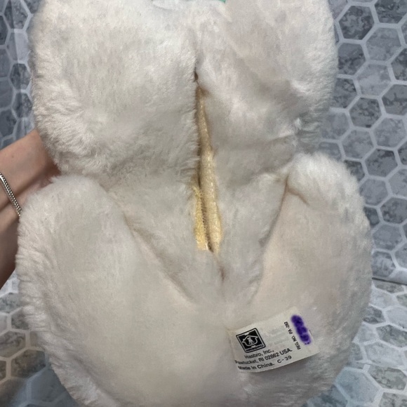 HASBRO 1992 BUNNY SURPRISE WHITE PURPLE  MOM & HER 3 BABIES WITH COLLAR - Picture 14 of 14